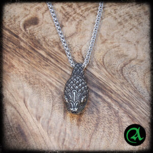 obesek kačja glava iz nerjavečega jekla